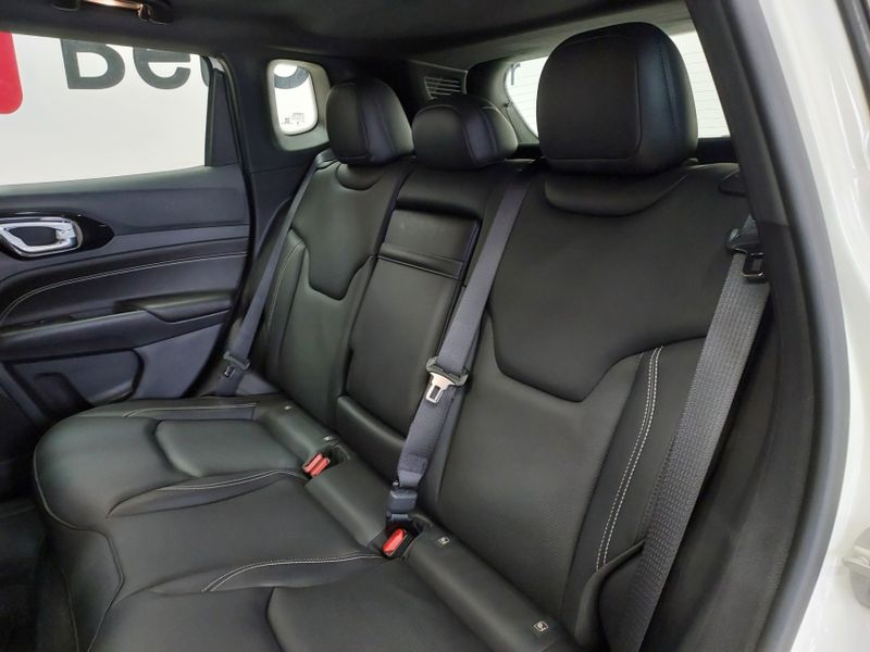 JEEP COMPASS 1.3 T270 TURBO FLEX S AT6 2024/2025 BETIOLO NOVOS E SEMINOVOS LAJEADO / Carros no Vale