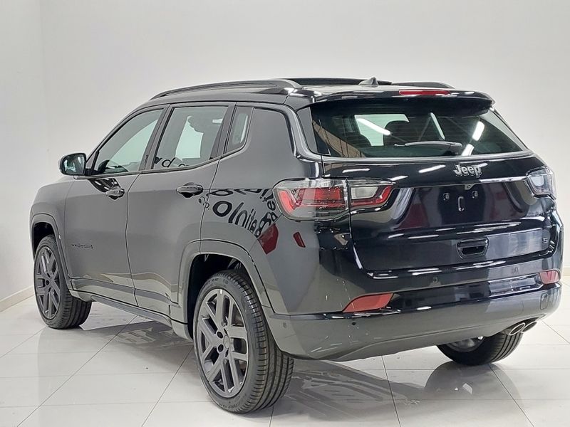 JEEP COMPASS 1.3 T270 TURBO FLEX S AT6 2025/2025 BETIOLO NOVOS E SEMINOVOS LAJEADO / Carros no Vale