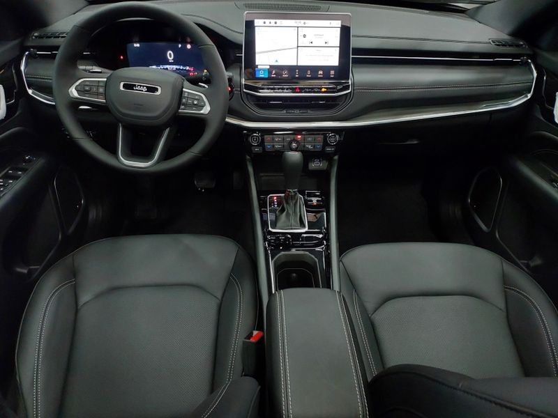 JEEP COMPASS 1.3 T270 TURBO FLEX S AT6 2025/2025 BETIOLO NOVOS E SEMINOVOS LAJEADO / Carros no Vale