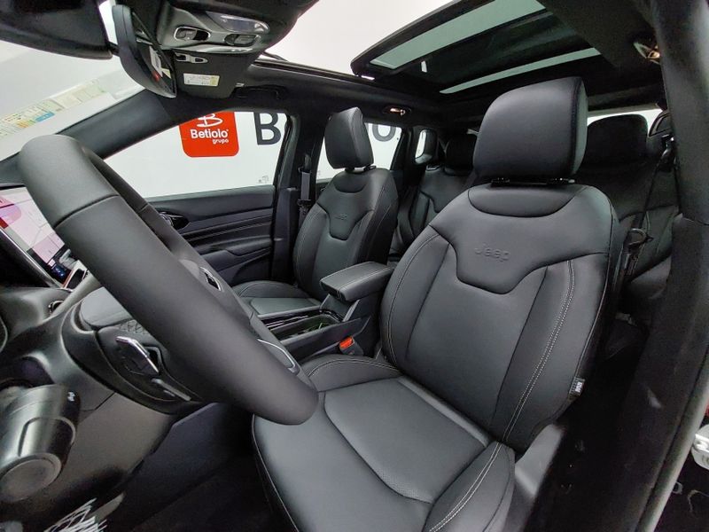 JEEP COMPASS 1.3 T270 TURBO FLEX S AT6 2025/2025 BETIOLO NOVOS E SEMINOVOS LAJEADO / Carros no Vale