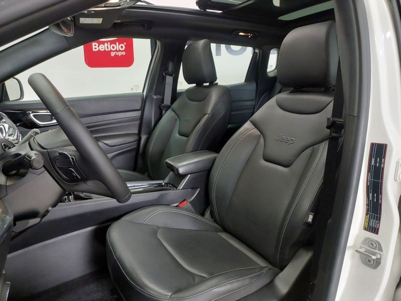 JEEP COMPASS 1.3 T270 TURBO FLEX S AT6 2024/2025 BETIOLO NOVOS E SEMINOVOS LAJEADO / Carros no Vale