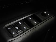 JEEP COMPASS 1.3 T270 TURBO FLEX SPORT AT6 2024/2025 BETIOLO NOVOS E SEMINOVOS LAJEADO / Carros no Vale