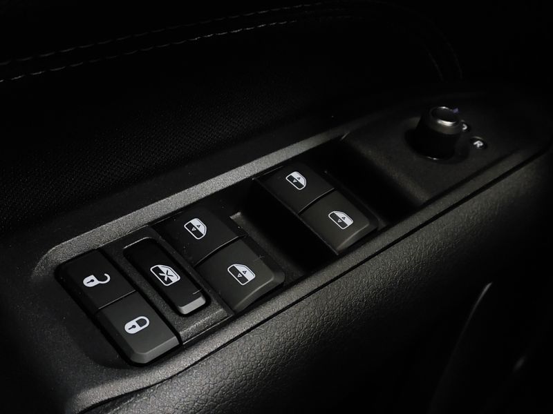 JEEP COMPASS 1.3 T270 TURBO FLEX SPORT AT6 2024/2025 BETIOLO NOVOS E SEMINOVOS LAJEADO / Carros no Vale