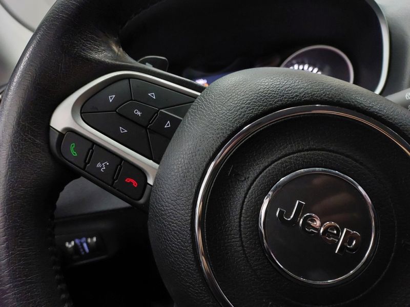 JEEP COMPASS 2.0 16V FLEX LIMITED AUTOMÁTICO 2019/2020 BETIOLO NOVOS E SEMINOVOS LAJEADO / Carros no Vale