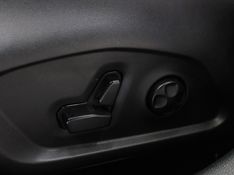JEEP COMPASS 2.0 16V FLEX LIMITED AUTOMÁTICO 2019/2020 BETIOLO NOVOS E SEMINOVOS LAJEADO / Carros no Vale