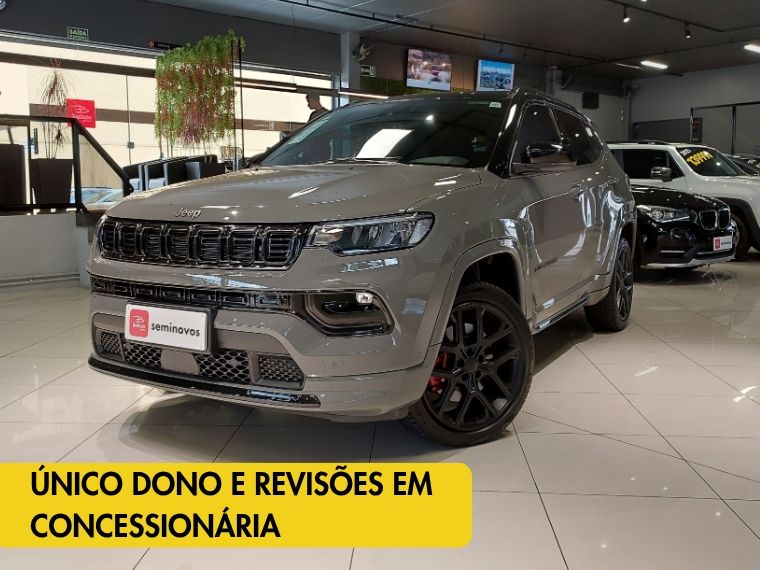 JEEP COMPASS 2.0 HURRICANE 4 TURBO GASOLINA BLACKHAWK AT9 2024/2025 BETIOLO NOVOS E SEMINOVOS LAJEADO / Carros no Vale