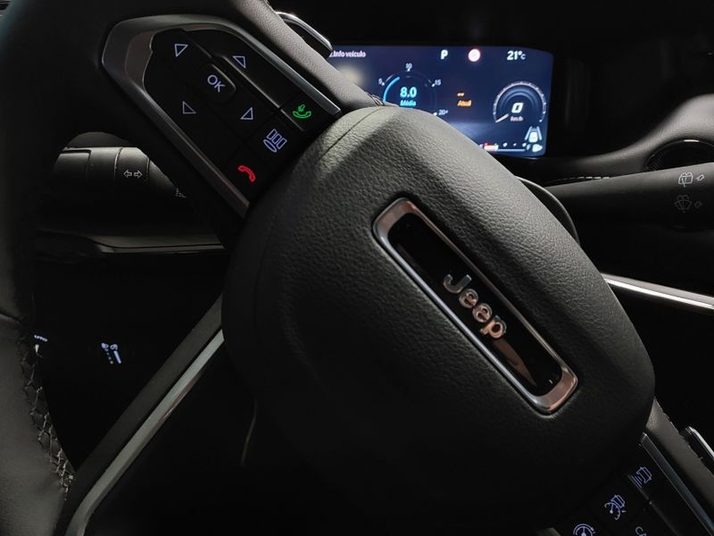JEEP COMPASS 2.0 HURRICANE 4 TURBO GASOLINA BLACKHAWK AT9 2024/2025 BETIOLO NOVOS E SEMINOVOS LAJEADO / Carros no Vale