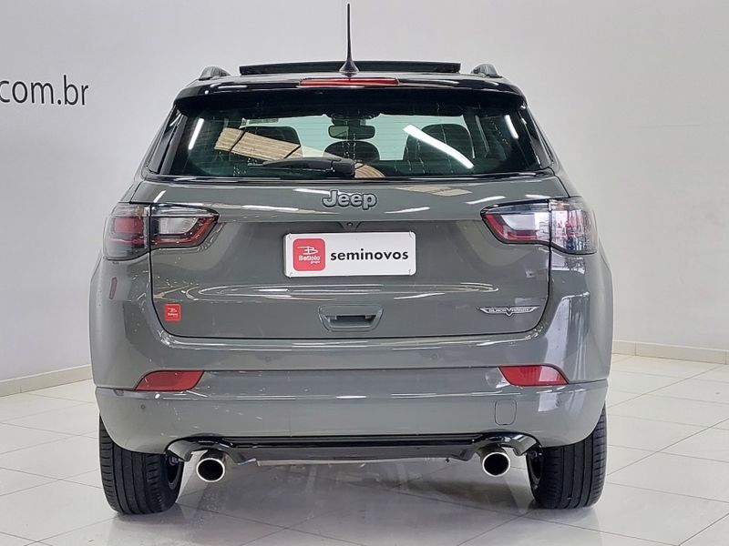 JEEP COMPASS 2.0 HURRICANE 4 TURBO GASOLINA BLACKHAWK AT9 2024/2025 BETIOLO NOVOS E SEMINOVOS LAJEADO / Carros no Vale
