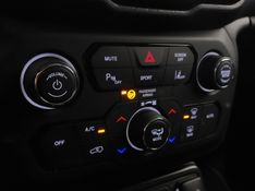 JEEP RENEGADE 1.3 T270 TURBO FLEX LONGITUDE AT6 2024/2025 BETIOLO NOVOS E SEMINOVOS LAJEADO / Carros no Vale