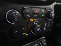 JEEP RENEGADE 1.3 T270 TURBO FLEX LONGITUDE AT6 2025/2025 BETIOLO NOVOS E SEMINOVOS LAJEADO / Carros no Vale
