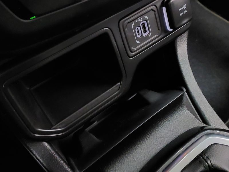 JEEP RENEGADE 1.3 T270 TURBO FLEX LONGITUDE AT6 2024/2025 BETIOLO NOVOS E SEMINOVOS LAJEADO / Carros no Vale