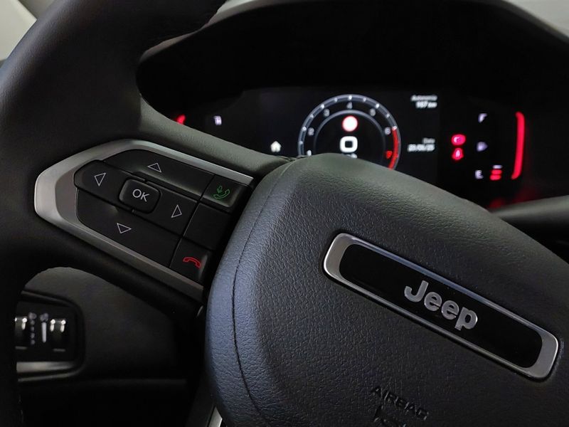 JEEP RENEGADE 1.3 T270 TURBO FLEX LONGITUDE AT6 2024/2025 BETIOLO NOVOS E SEMINOVOS LAJEADO / Carros no Vale