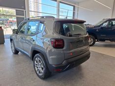 JEEP RENEGADE 1.3 T270 TURBO FLEX LONGITUDE AT6 2025/2025 BETIOLO NOVOS E SEMINOVOS LAJEADO / Carros no Vale