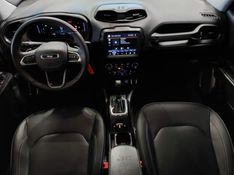 JEEP RENEGADE 1.3 T270 TURBO FLEX LONGITUDE AT6 2022/2023 BETIOLO NOVOS E SEMINOVOS LAJEADO / Carros no Vale