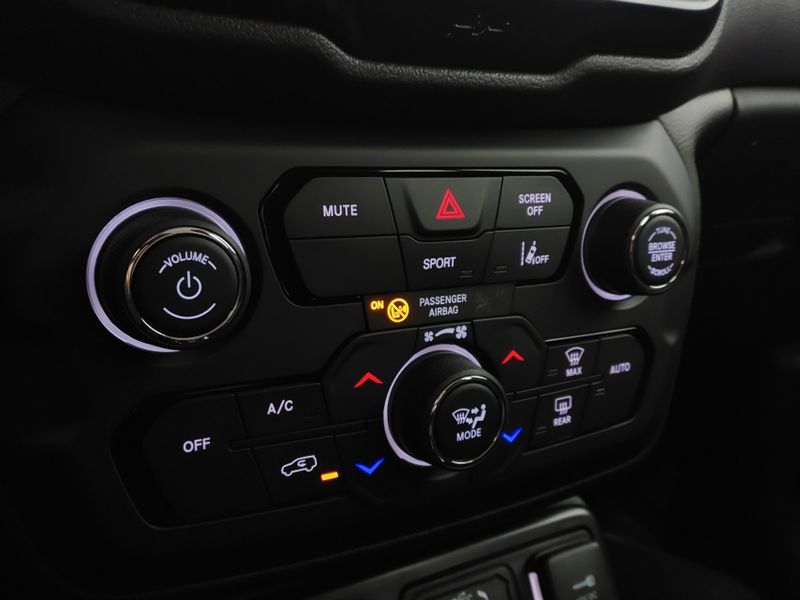 JEEP RENEGADE 1.3 T270 TURBO FLEX SPORT ALTITUDE AT6 2025/2025 BETIOLO NOVOS E SEMINOVOS LAJEADO / Carros no Vale