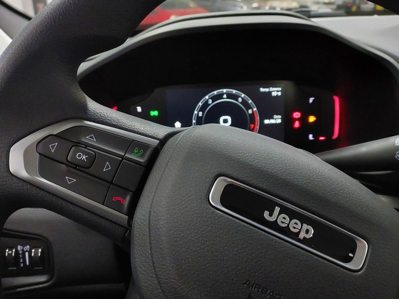 JEEP RENEGADE 1.3 T270 TURBO FLEX SPORT ALTITUDE AT6 2025/2025 BETIOLO NOVOS E SEMINOVOS LAJEADO / Carros no Vale