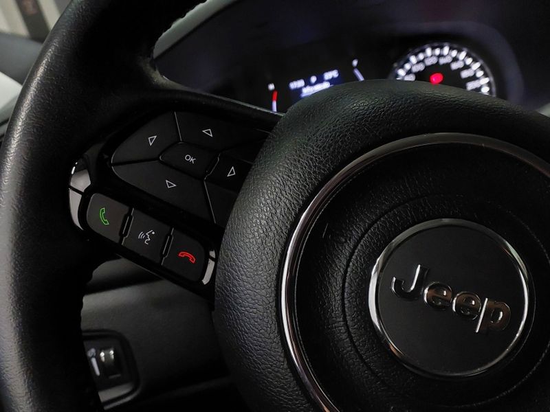 JEEP RENEGADE 1.8 16V FLEX SPORT 4P AUTOMÁTICO 2021/2021 BETIOLO NOVOS E SEMINOVOS LAJEADO / Carros no Vale