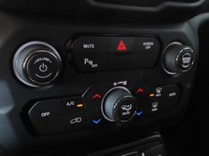 JEEP RENEGADE 2.0 16V TURBO DIESEL TRAILHAWK 4P 4X4 AUTOMÁTICO 2021/2021 BETIOLO NOVOS E SEMINOVOS LAJEADO / Carros no Vale