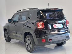 JEEP RENEGADE 2.0 16V TURBO DIESEL TRAILHAWK 4P 4X4 AUTOMÁTICO 2021/2021 BETIOLO NOVOS E SEMINOVOS LAJEADO / Carros no Vale