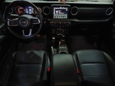 JEEP WRANGLER 2.0 TURBO GASOLINA UNLIMITED OVERLAND 4P 4X4 AT8 2021/2021 BETIOLO NOVOS E SEMINOVOS LAJEADO / Carros no Vale