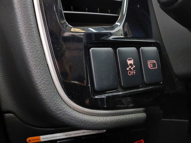Mitsubishi OUTLANDER 3.0 GT 4X4 V6 24V GASOLINA 4P AUTOMÁTICO 2014/2015 BETIOLO NOVOS E SEMINOVOS LAJEADO / Carros no Vale