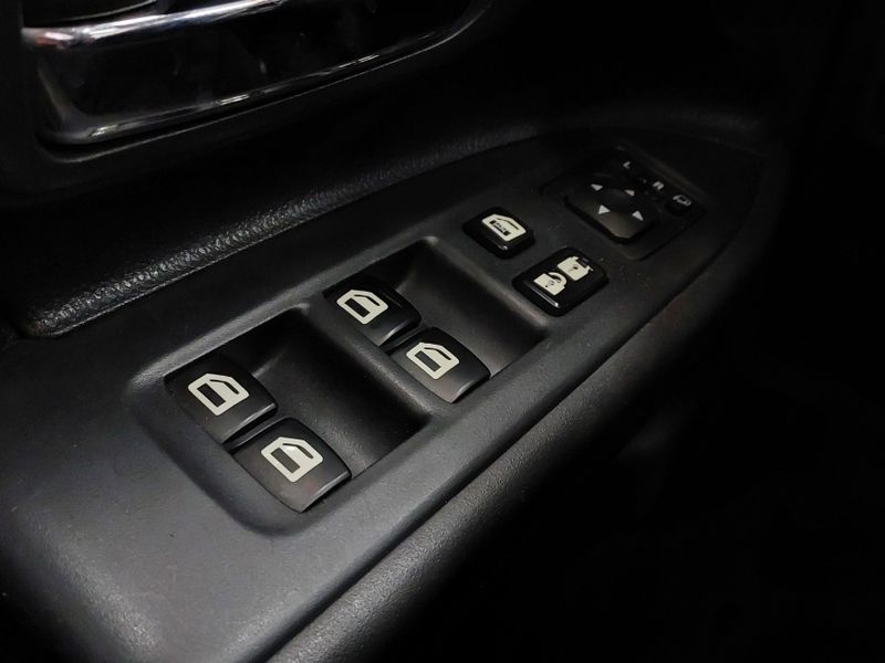 Mitsubishi OUTLANDER 3.0 GT 4X4 V6 24V GASOLINA 4P AUTOMÁTICO 2014/2015 BETIOLO NOVOS E SEMINOVOS LAJEADO / Carros no Vale