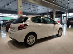 Peugeot 208 1.2 ALLURE 12V FLEX 4P MANUAL 2017/2017 BETIOLO NOVOS E SEMINOVOS LAJEADO / Carros no Vale