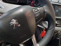 Peugeot 208 1.5 ALLURE 8V FLEX 4P MANUAL 2014/2015 BETIOLO NOVOS E SEMINOVOS LAJEADO / Carros no Vale
