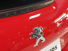 Peugeot 208 1.5 ALLURE 8V FLEX 4P MANUAL 2014/2015 BETIOLO NOVOS E SEMINOVOS LAJEADO / Carros no Vale