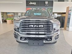 Ram 3500 6.7 I6 TURBO DIESEL LIMITED LONGHORN CD 4X4 AUTOMÁTICO 2024/2024 BETIOLO NOVOS E SEMINOVOS LAJEADO / Carros no Vale
