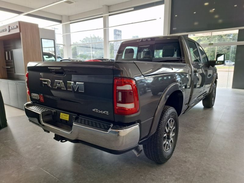 Ram 3500 6.7 I6 TURBO DIESEL LIMITED LONGHORN CD 4X4 AUTOMÁTICO 2024/2024 BETIOLO NOVOS E SEMINOVOS LAJEADO / Carros no Vale