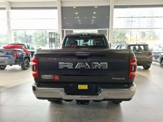 Ram 3500 6.7 I6 TURBO DIESEL LIMITED LONGHORN CD 4X4 AUTOMÁTICO 2024/2024 BETIOLO NOVOS E SEMINOVOS LAJEADO / Carros no Vale