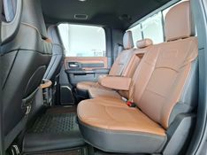 Ram 3500 6.7 I6 TURBO DIESEL LIMITED LONGHORN CD 4X4 AUTOMÁTICO 2024/2024 BETIOLO NOVOS E SEMINOVOS LAJEADO / Carros no Vale
