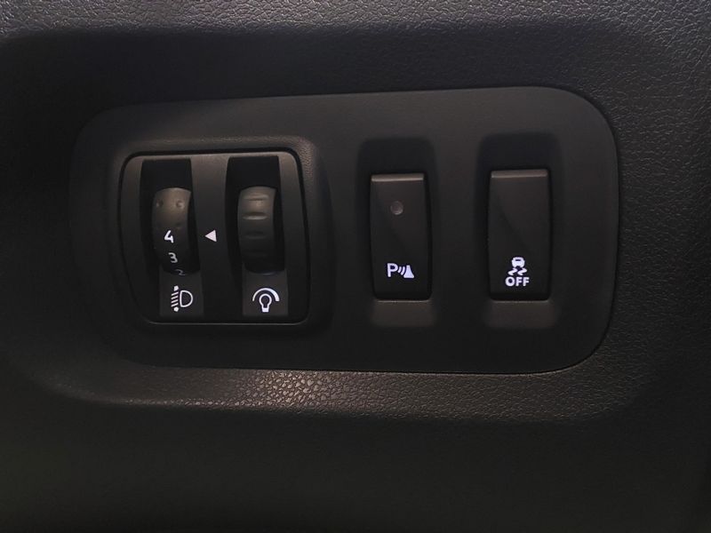 Renault CAPTUR 1.6 16V SCE FLEX LIFE X-TRONIC 2020/2021 BETIOLO NOVOS E SEMINOVOS LAJEADO / Carros no Vale