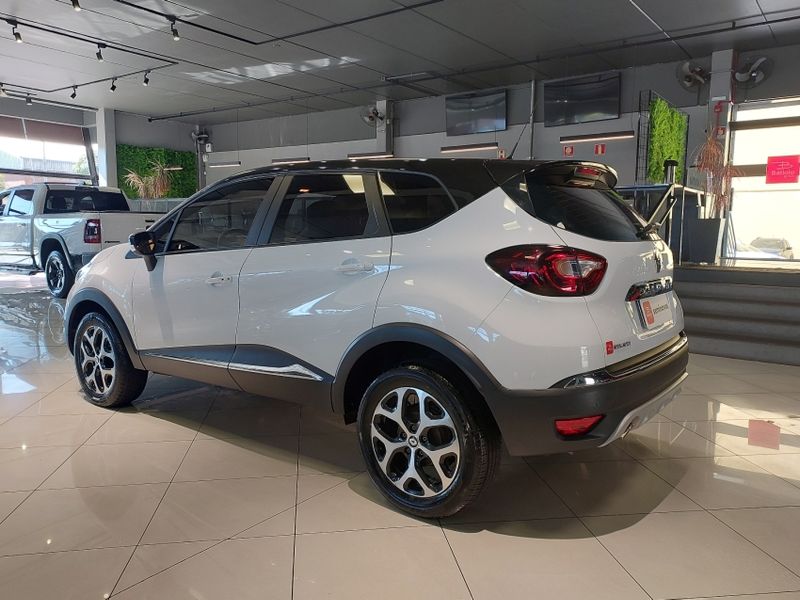 Renault CAPTUR 1.6 16V SCE FLEX LIFE X-TRONIC 2020/2021 BETIOLO NOVOS E SEMINOVOS LAJEADO / Carros no Vale