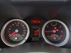 Renault MEGANE 2.0 DYNAMIQUE SEDAN 16V GASOLINA 4P AUTOMÁTICO 2007/2007 BETIOLO NOVOS E SEMINOVOS LAJEADO / Carros no Vale