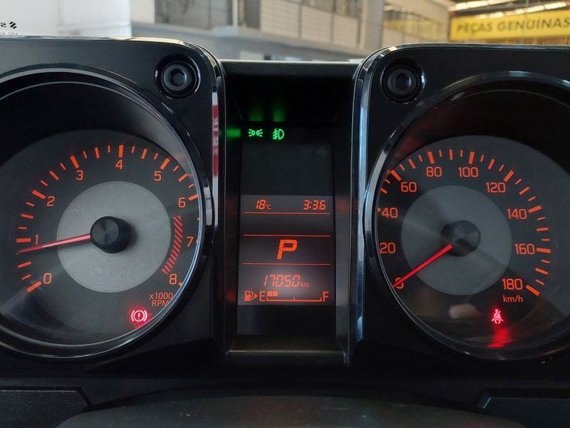 Suzuki JIMNY 1.5 GASOLINA SIERRA 4EXPEDITION 4X4 AUTOMÁTICO 2023/2024 BETIOLO NOVOS E SEMINOVOS LAJEADO / Carros no Vale