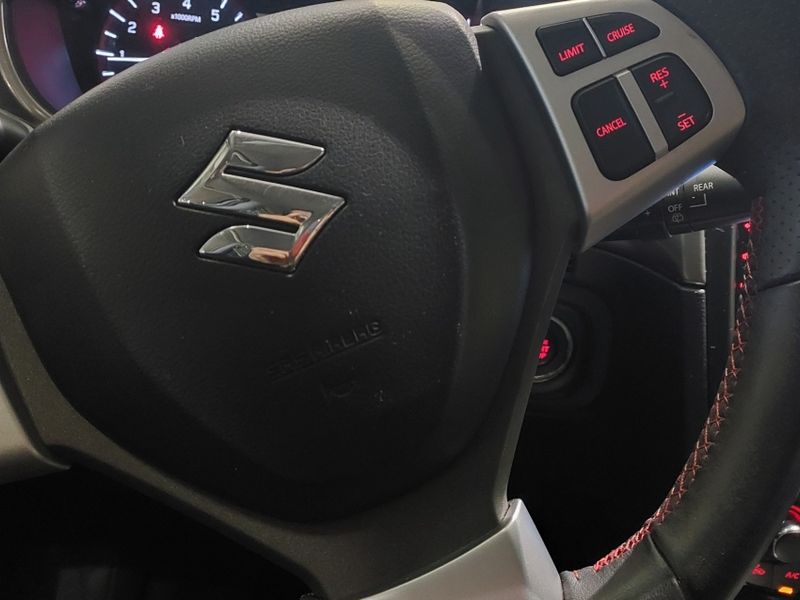 Suzuki VITARA 1.6 16V GASOLINA 4YOU ALLGRIP AUTOMÁTICO 2017/2018 BETIOLO NOVOS E SEMINOVOS LAJEADO / Carros no Vale