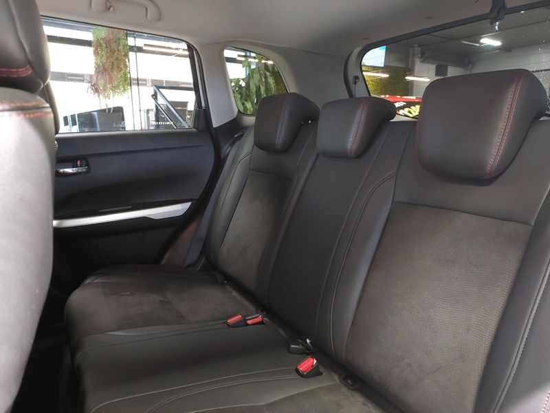 Suzuki VITARA 1.6 16V GASOLINA 4YOU ALLGRIP AUTOMÁTICO 2017/2018 BETIOLO NOVOS E SEMINOVOS LAJEADO / Carros no Vale