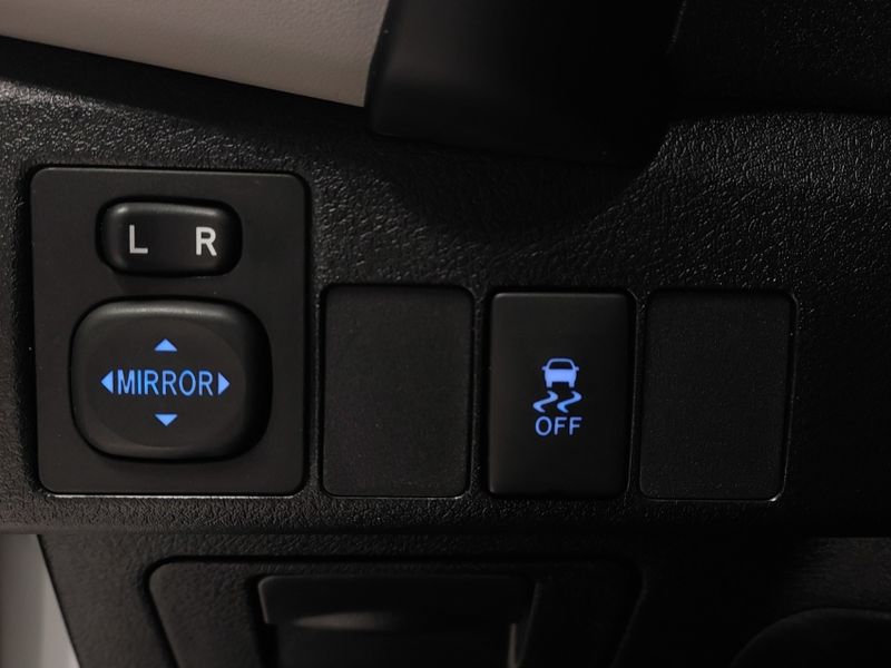 Toyota COROLLA 1.8 GLI UPPER 16V FLEX 4P AUTOMÁTICO 2018/2019 BETIOLO NOVOS E SEMINOVOS LAJEADO / Carros no Vale