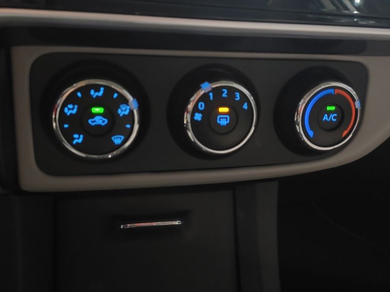 Toyota COROLLA 1.8 GLI UPPER 16V FLEX 4P AUTOMÁTICO 2018/2019 BETIOLO NOVOS E SEMINOVOS LAJEADO / Carros no Vale