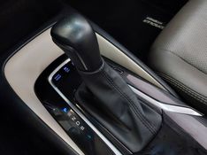 Toyota COROLLA 1.8 VVT-I HYBRID FLEX ALTIS PREMIUM CVT 2021/2022 BETIOLO NOVOS E SEMINOVOS LAJEADO / Carros no Vale