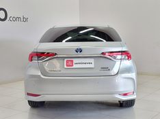 Toyota COROLLA 1.8 VVT-I HYBRID FLEX ALTIS PREMIUM CVT 2021/2022 BETIOLO NOVOS E SEMINOVOS LAJEADO / Carros no Vale