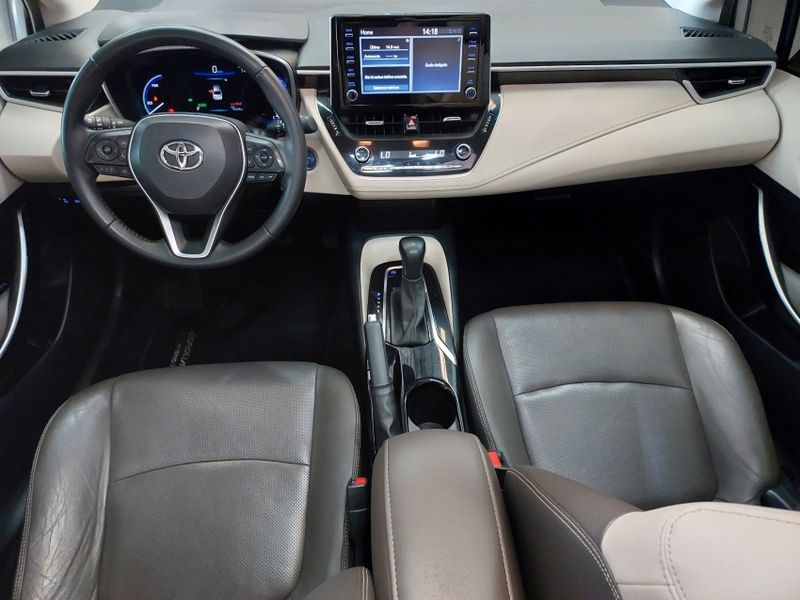 Toyota COROLLA 1.8 VVT-I HYBRID FLEX ALTIS PREMIUM CVT 2021/2022 BETIOLO NOVOS E SEMINOVOS LAJEADO / Carros no Vale