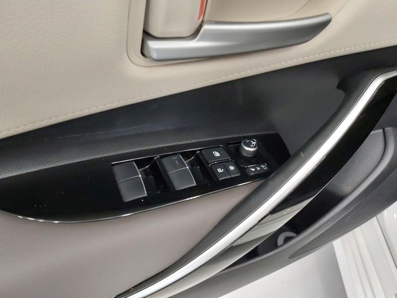 Toyota COROLLA 2.0 VVT-IE FLEX ALTIS DIRECT SHIFT 2019/2020 BETIOLO NOVOS E SEMINOVOS LAJEADO / Carros no Vale