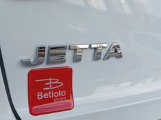 Volkswagen JETTA 2.0 TRENDLINE FLEX 4P TIPTRONIC 2015/2016 BETIOLO NOVOS E SEMINOVOS LAJEADO / Carros no Vale