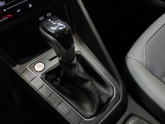 Volkswagen NIVUS 1.0 200 TSI TOTAL FLEX HIGHLINE AUTOMÁTICO 2023/2024 BETIOLO NOVOS E SEMINOVOS LAJEADO / Carros no Vale