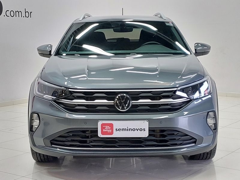 Volkswagen NIVUS 1.0 200 TSI TOTAL FLEX HIGHLINE AUTOMÁTICO 2023/2024 BETIOLO NOVOS E SEMINOVOS LAJEADO / Carros no Vale