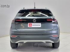 Volkswagen NIVUS 1.0 200 TSI TOTAL FLEX HIGHLINE AUTOMÁTICO 2023/2024 BETIOLO NOVOS E SEMINOVOS LAJEADO / Carros no Vale