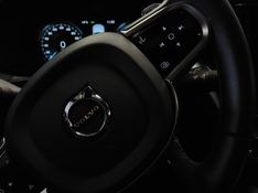 Volvo XC60 2.0 T8 HYBRID R-DESIGN AWD GEARTRONIC 2020/2020 BETIOLO NOVOS E SEMINOVOS LAJEADO / Carros no Vale